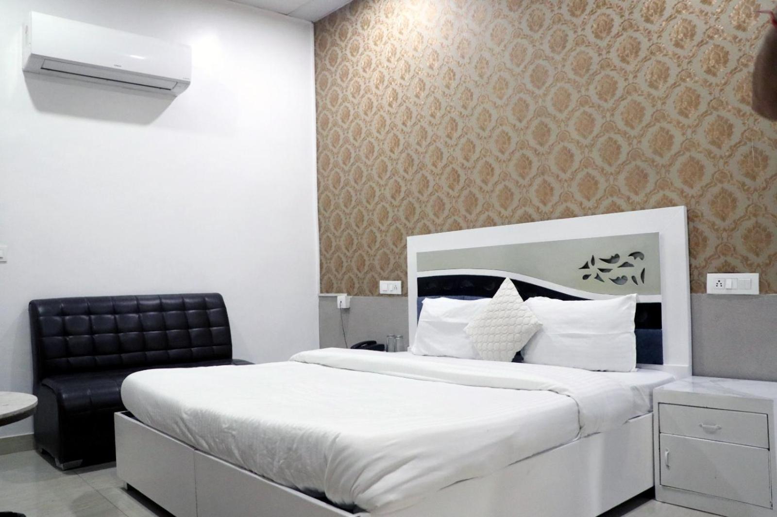 Sheela Stays Ludhiana Dış mekan fotoğraf