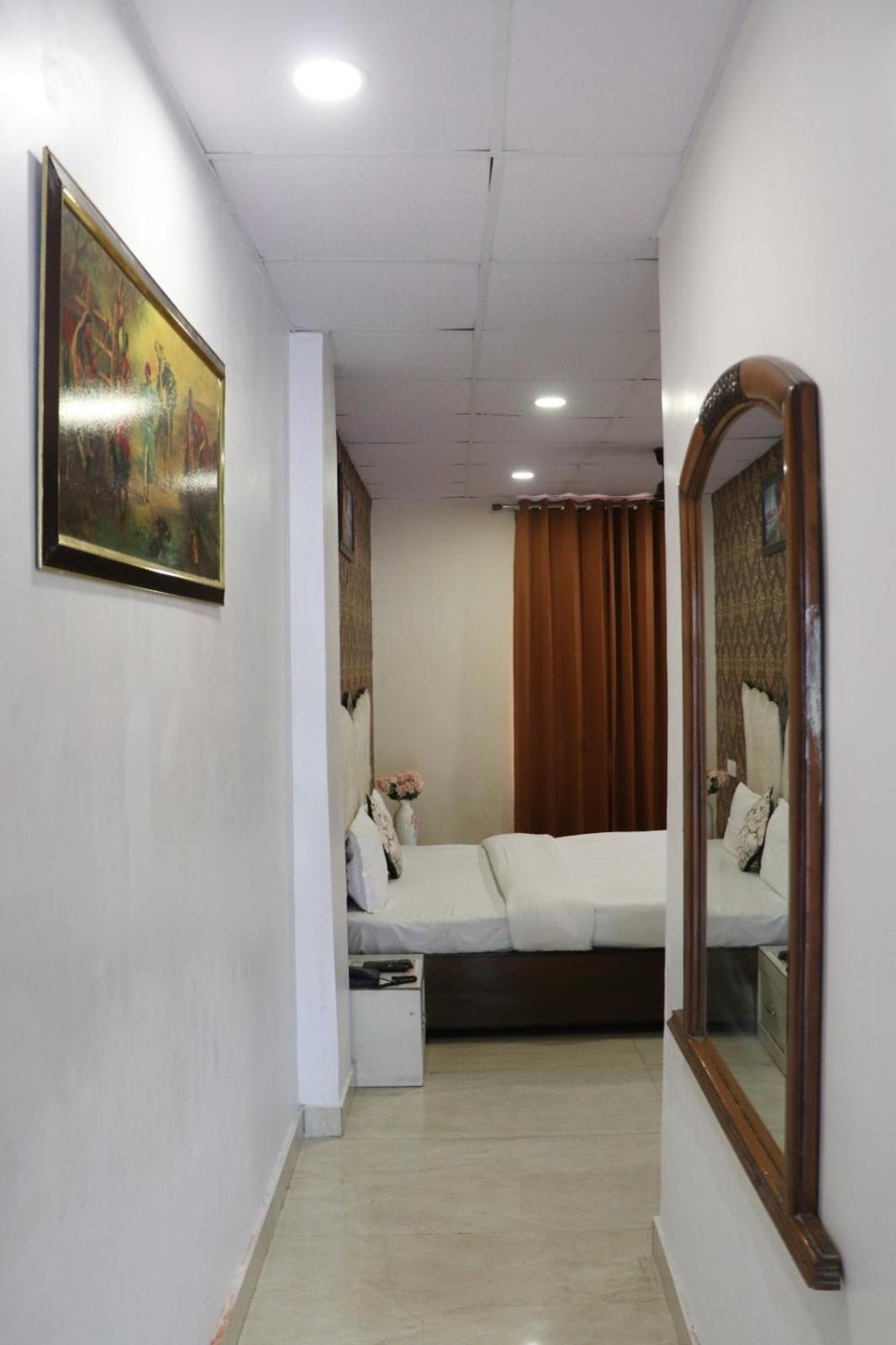 Sheela Stays Ludhiana Dış mekan fotoğraf